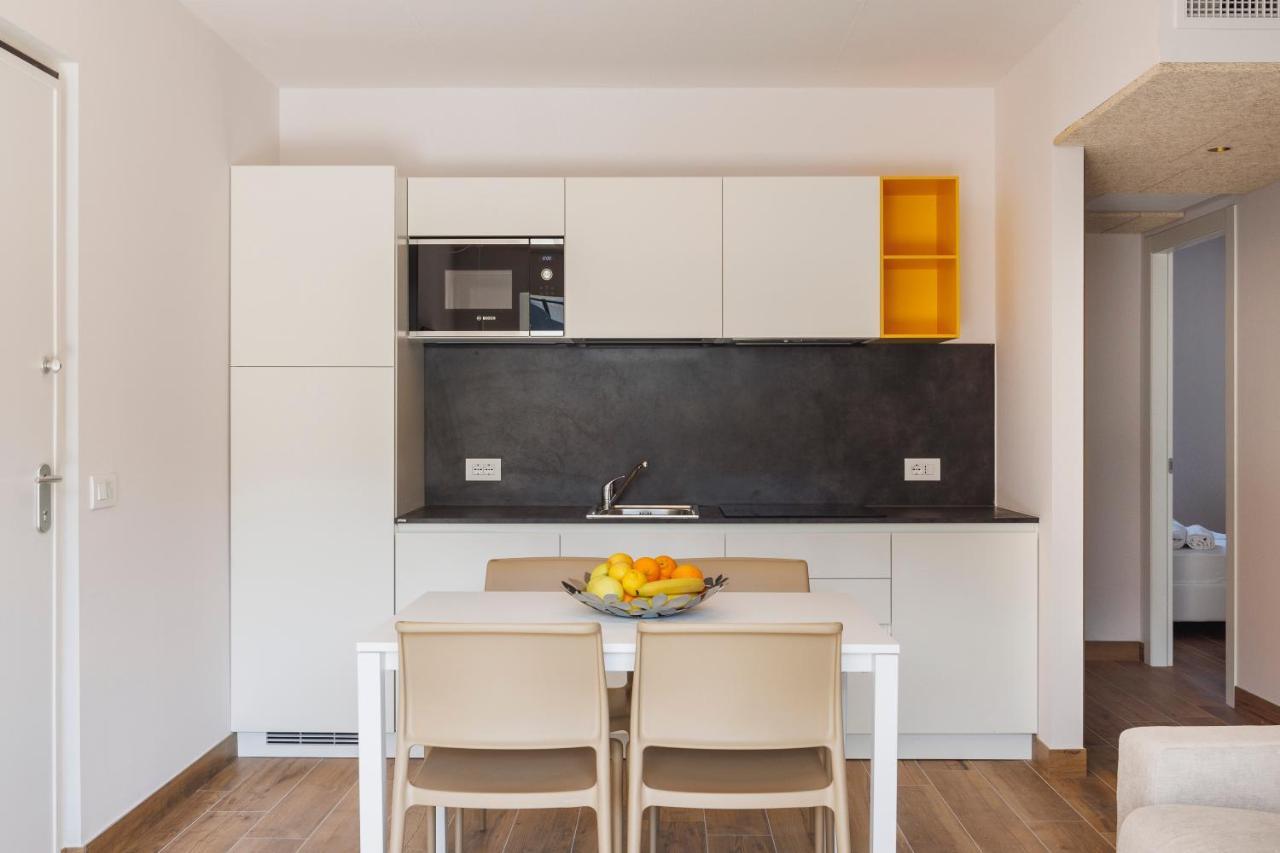 Lake Side Suites Рива дел Гарда Екстериор снимка