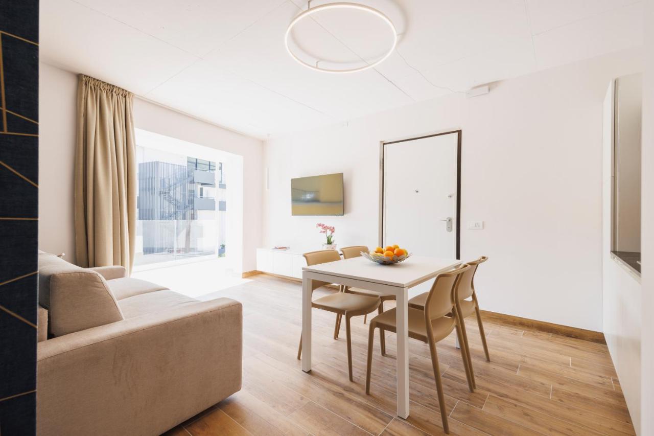 Lake Side Suites Рива дел Гарда Екстериор снимка